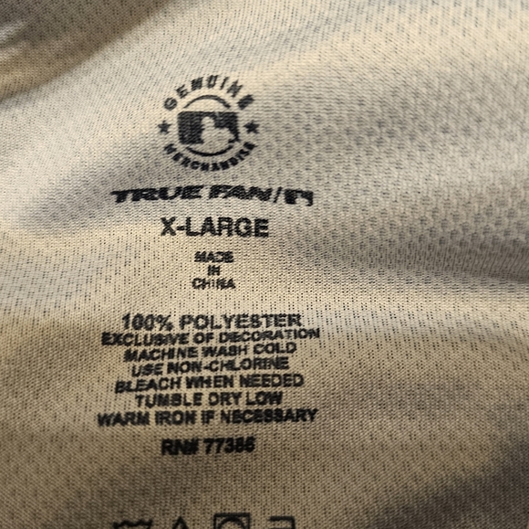 NWT Milwaukee Brewers Hoodie with Henley Buttons. Size:XL. - Picture 3 of 7